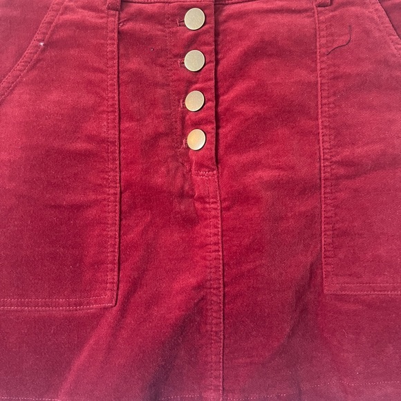 LAST CHANCE Burnt orange velvet button up skirt. - Picture 4 of 5